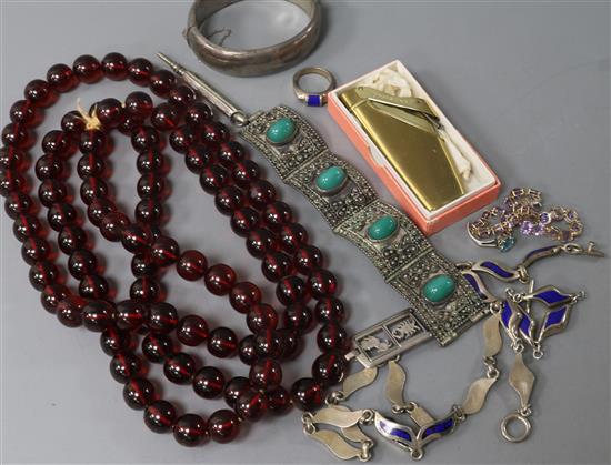 A group of silver and costume jewellery